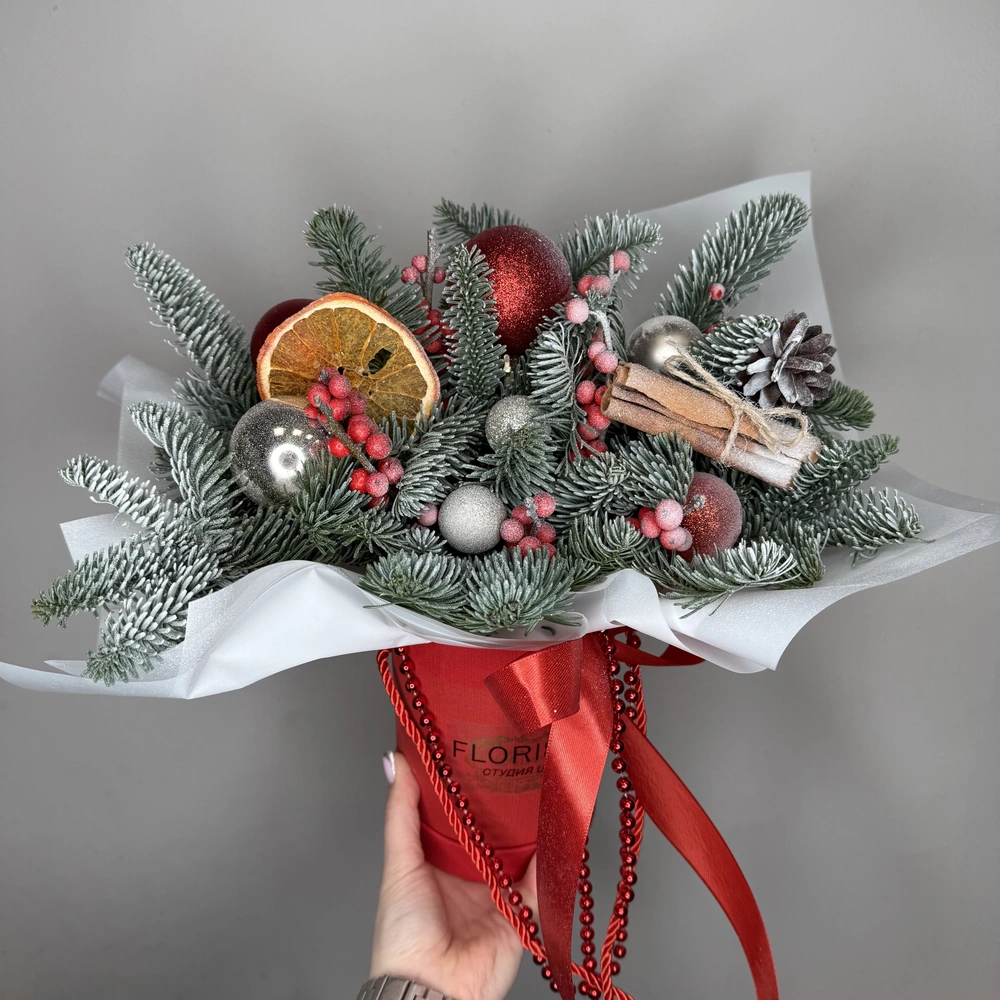 Новогодняя композиция из нобилиса